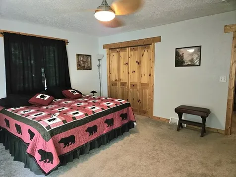 428 Hickory Guttenberg IA 52052