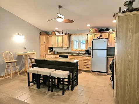 428 Hickory Guttenberg IA 52052