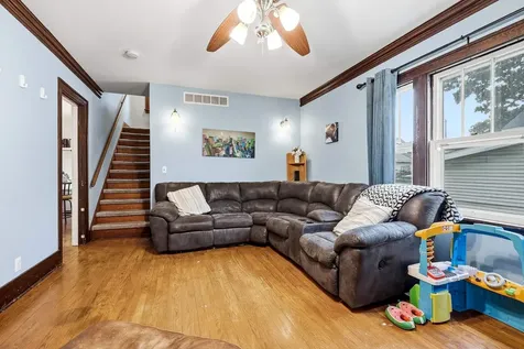 717 2nd Avenue SE Dyersville IA 52040