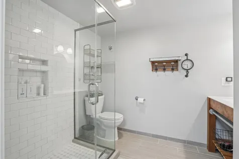 1209 Madera Dubuque IA 52001