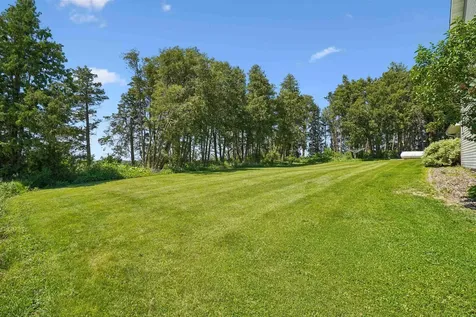 24577 250th Elkader IA 52043