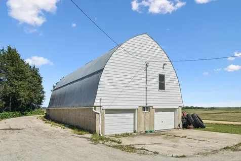 24577 250th Elkader IA 52043