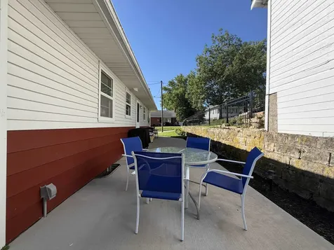 1205 Park Dubuque IA 52001