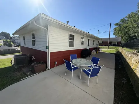 1205 Park Dubuque IA 52001