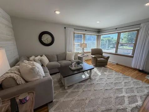 1205 Park Dubuque IA 52001