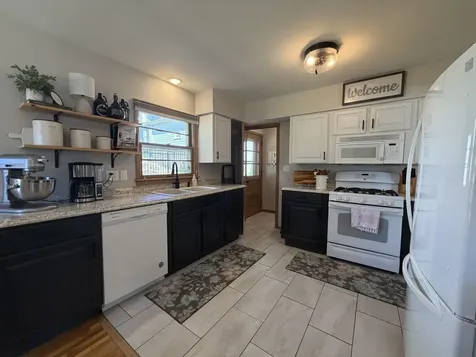1205 Park Dubuque IA 52001