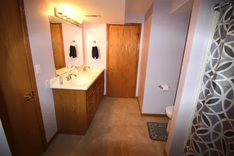 1801 NE Northbrook Cedar Rapids IA 52402-0000