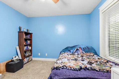3380 Ashley Dubuque IA 52002