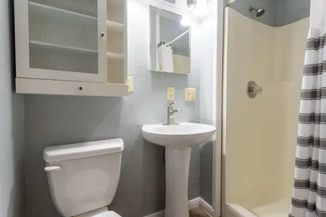 402 SW Buchanan Cascade IA 52033