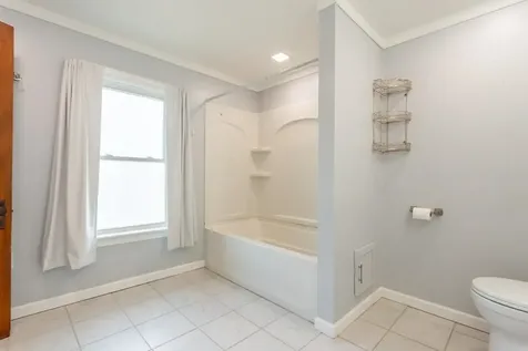 402 SW Buchanan Cascade IA 52033