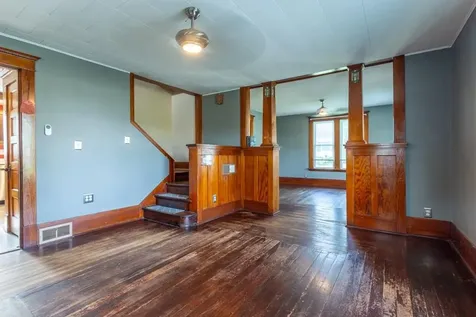 402 SW Buchanan Cascade IA 52033
