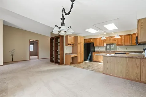 2275 Pasadena Drive #51 Dubuque IA 52001