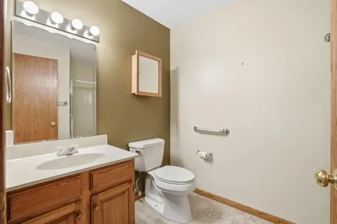 2275 Pasadena Drive #51 Dubuque IA 52001