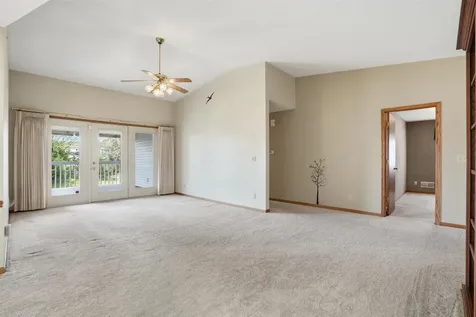 2275 Pasadena Drive #51 Dubuque IA 52001