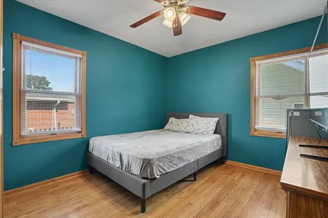 749 Edith Dubuque IA 52001