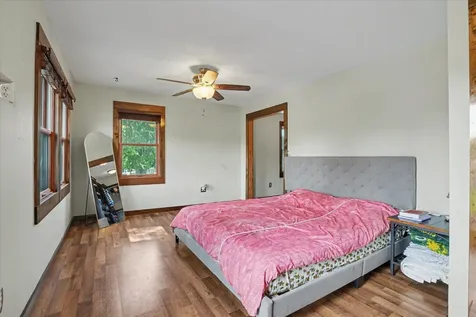 749 Edith Dubuque IA 52001
