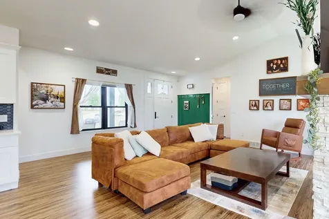 2303 Prairie Other IA 50634