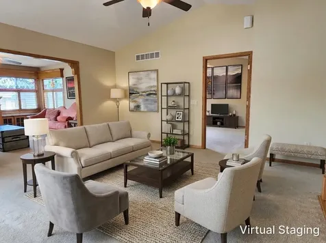 2855 Katrina Dubuque IA 52001