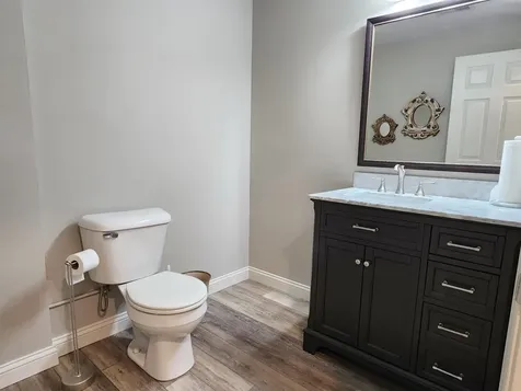 2855 Katrina Dubuque IA 52001