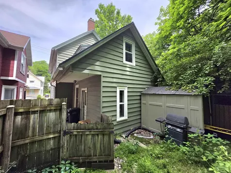 512 W 17th Dubuque IA 52001