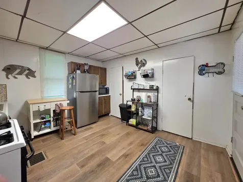 512 W 17th Dubuque IA 52001