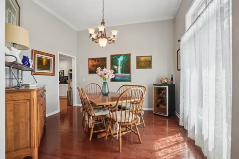 1685 Geraldine Dubuque IA 52003
