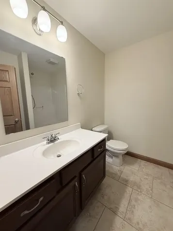 579 Tanzanite Dubuque IA 52001-0150