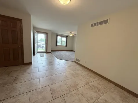 579 Tanzanite Dubuque IA 52001-0150