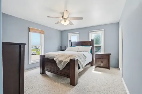 1440 Mount Pleasant Dubuque IA 52001