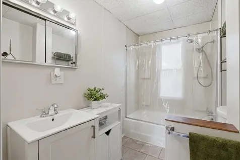 1440 Mount Pleasant Dubuque IA 52001