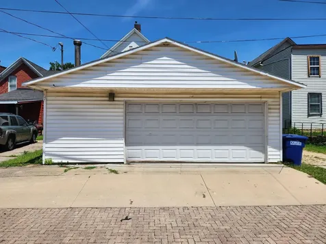 2311 Queen Dubuque IA 52001