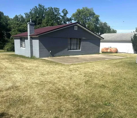 409 Church Oxford Junction IA 52323