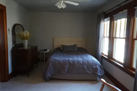 202 N 6th Bellevue IA 52031