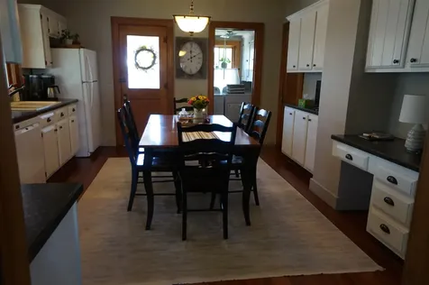 202 N 6th Bellevue IA 52031