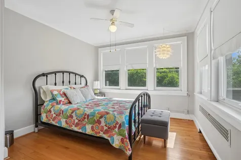 1430 S Grandview Dubuque IA 52003