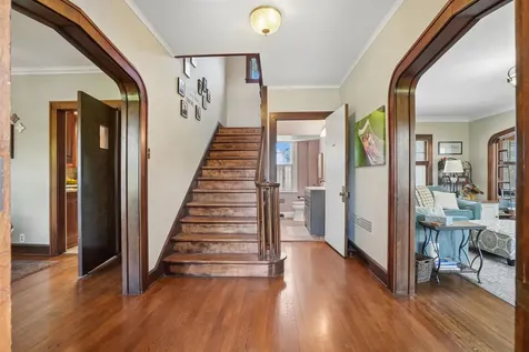 1430 S Grandview Dubuque IA 52003