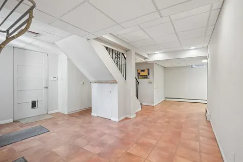 1430 S Grandview Dubuque IA 52003