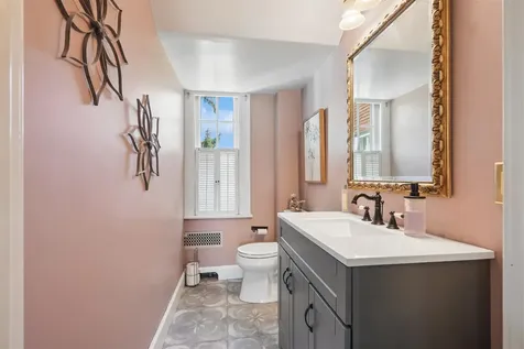 1430 S Grandview Dubuque IA 52003