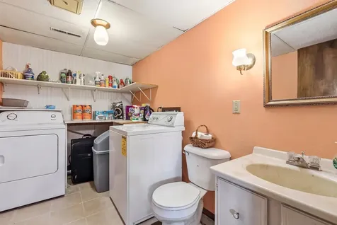 2761 Balboa Dubuque IA 52001