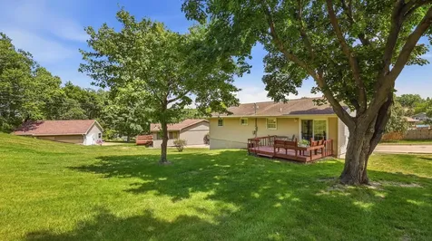 2761 Balboa Dubuque IA 52001