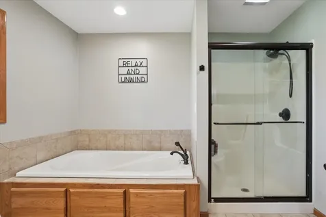 8284 Turkey Valley Dubuque IA 52003