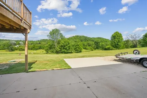 8284 Turkey Valley Dubuque IA 52003
