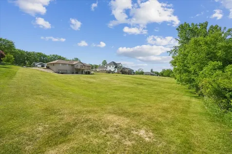 8284 Turkey Valley Dubuque IA 52003