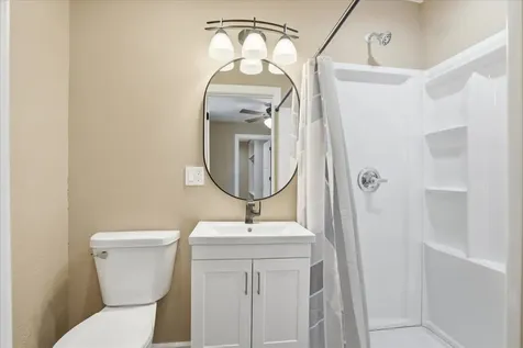 406 N William Earlville IA 52041