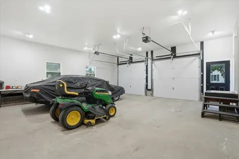 406 N William Earlville IA 52041