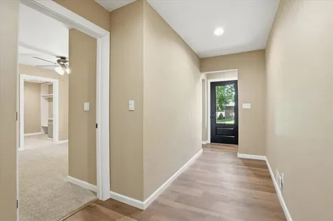 406 N William Earlville IA 52041