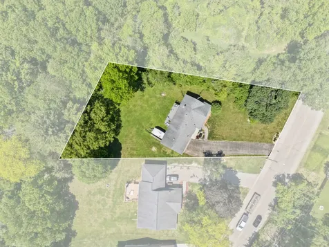 1285 Rockdale Dubuque IA 52003