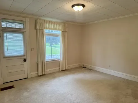 2780 Broadway Dubuque IA 52001
