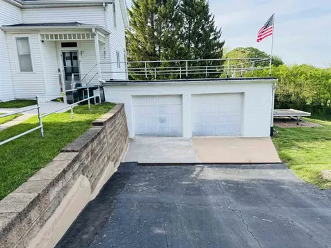 2780 Broadway Dubuque IA 52001
