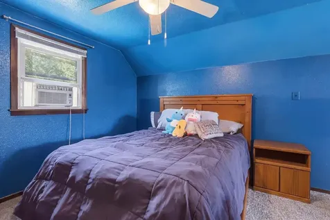 2570 Elm Dubuque IA 52001